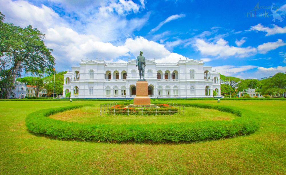Visit Colombo national Museum